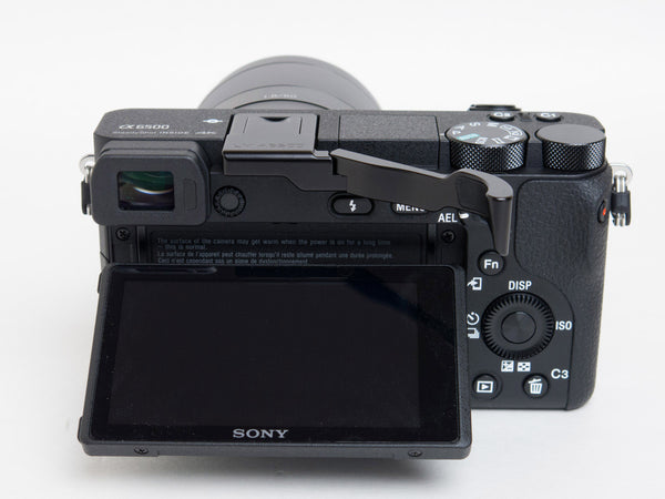 Fujifilm X100V Folding Thumbrest Black by Lensmate