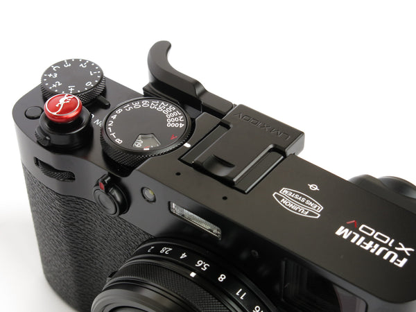 Camara Fujifilm X-100V Black